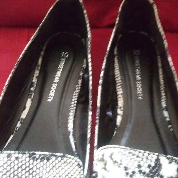 Faux snakeskin Flats - Picture 4 of 6
